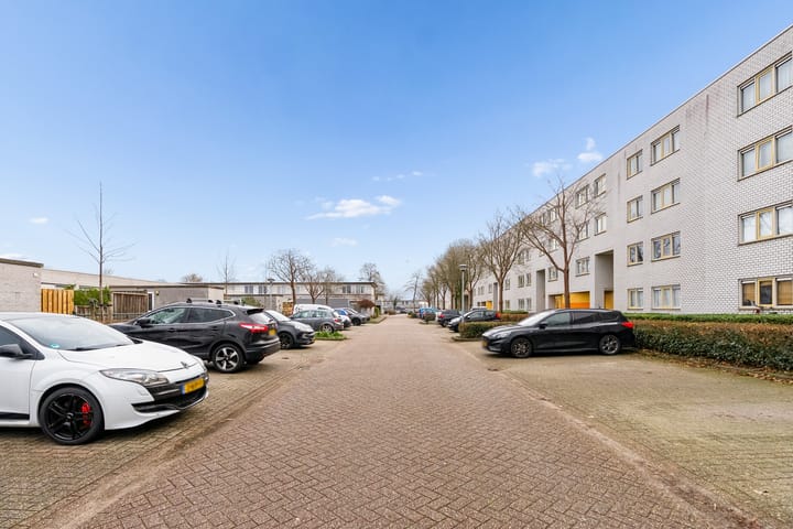 Foto 37 van Mandolinestraat 75