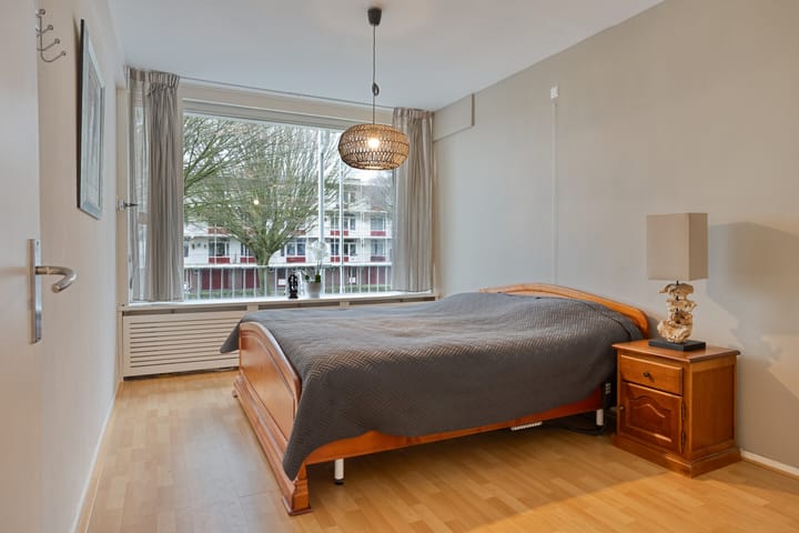 Foto 9 van Breitnerstraat 145