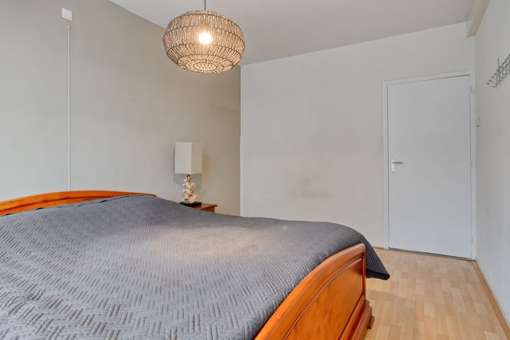 Foto 10 van Breitnerstraat 145