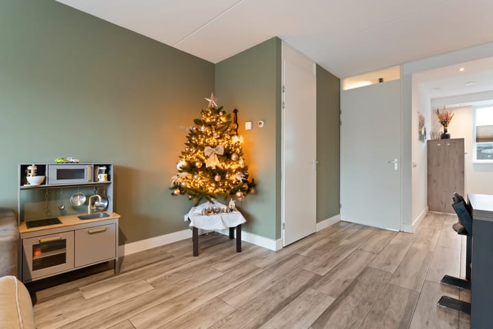 Photo 7 of Meidoornstraat 35