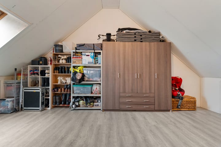 Photo 31 of Meidoornstraat 35