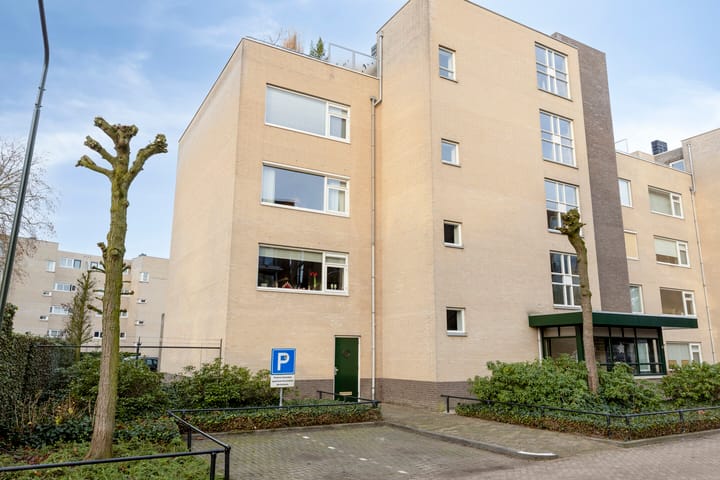 Photo 5 of Mr. van Coothstraat 8