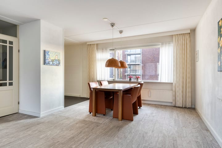 Photo 15 of Mr. van Coothstraat 8