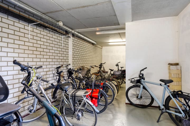 Photo 30 of Mr. van Coothstraat 8