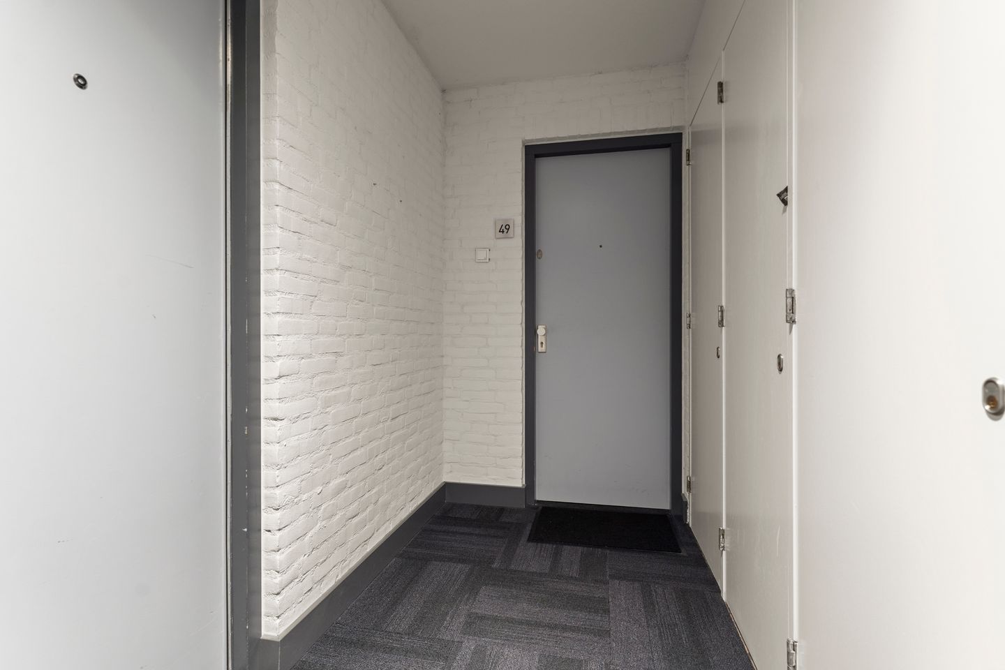 Photo 10 of Graadt van Roggenstraat 49