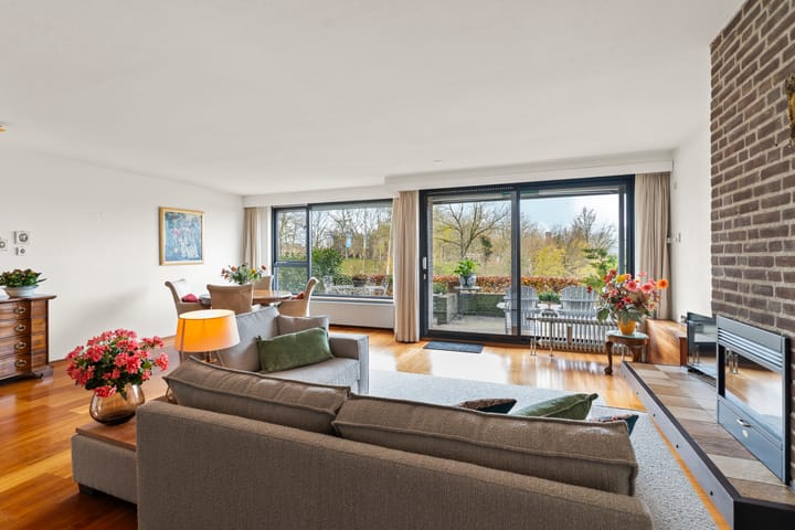 Foto 17 van Graadt van Roggenstraat 49