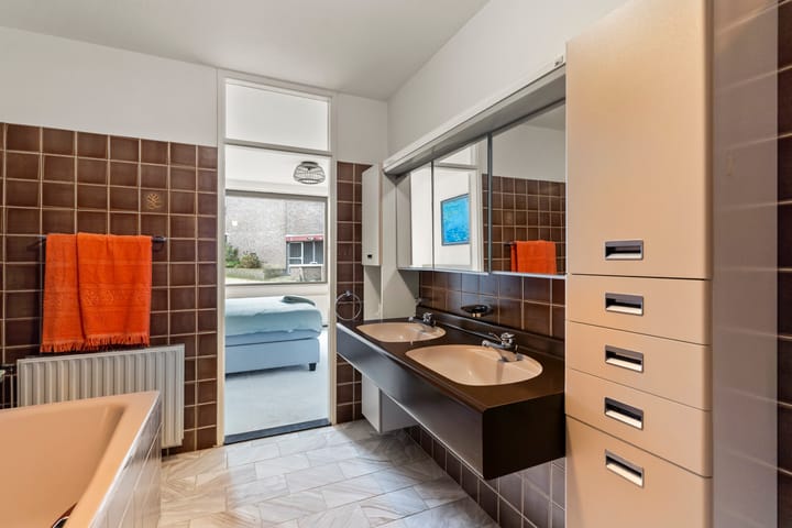 Foto 34 van Graadt van Roggenstraat 49