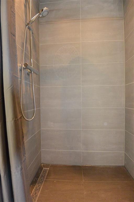 Foto 9 van Amstelstraat 34-4