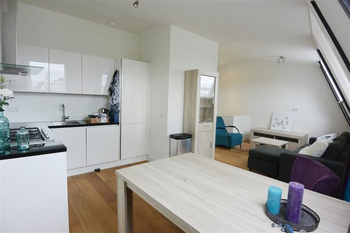 Foto 6 van Amstelstraat 34-4