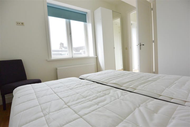 Foto 7 van Amstelstraat 34-4