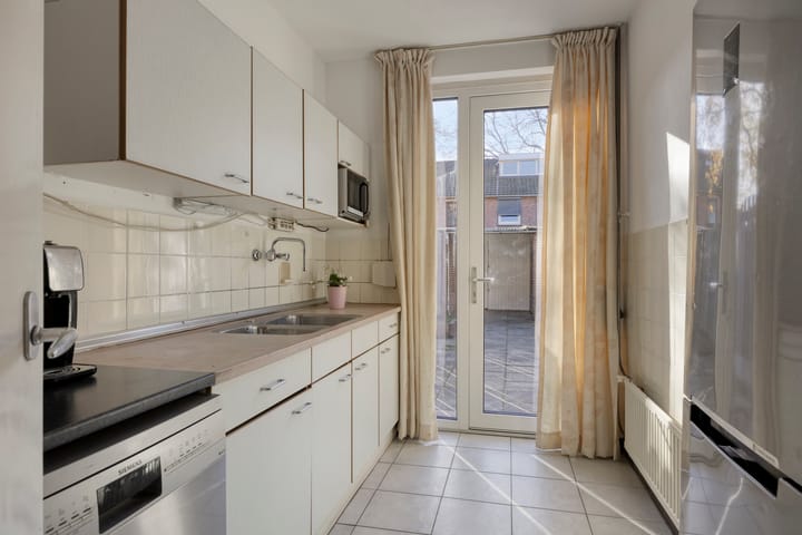 Foto 16 van Simon de Vliegerstraat 3