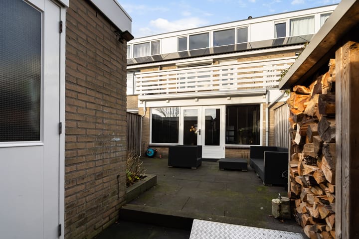 Foto 8 van Weidebloemenlaan 151