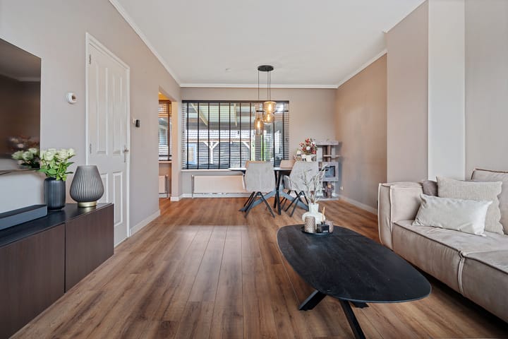 Foto 10 van Saturnusbaan 37