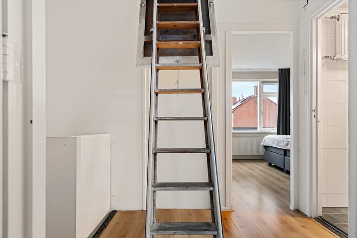 Foto 30 van Saturnusbaan 37