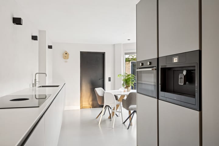 Foto 16 van Mr P J Oudlaan 18