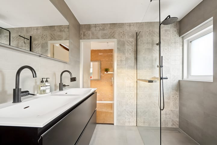 Foto 28 van Mr P J Oudlaan 18