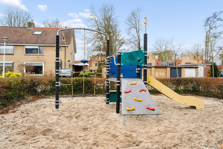 Foto 44 van Mr P J Oudlaan 18