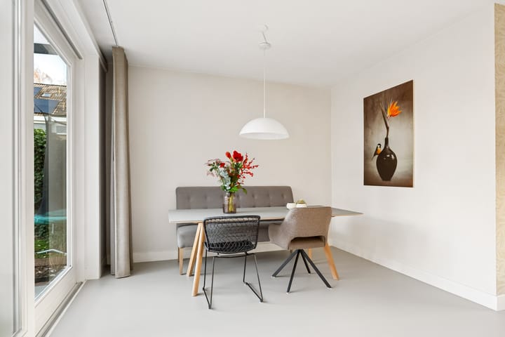 Foto 13 van Mr P J Oudlaan 18