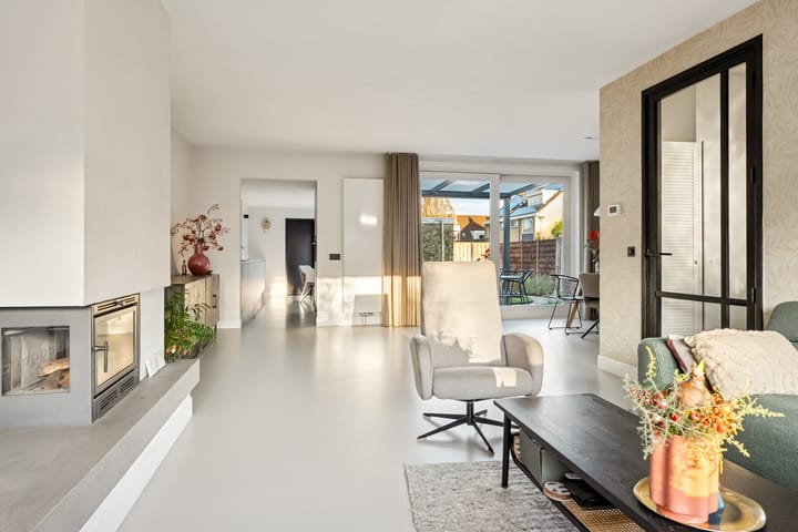 Foto 10 van Mr P J Oudlaan 18