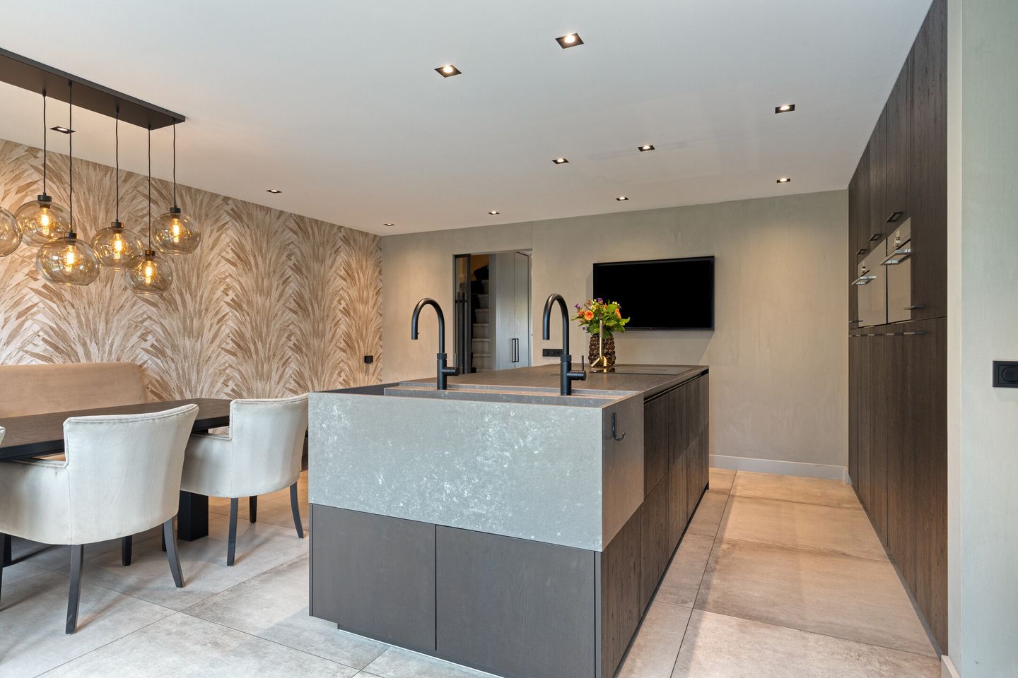 Photo 20 of Wilgestraat 35