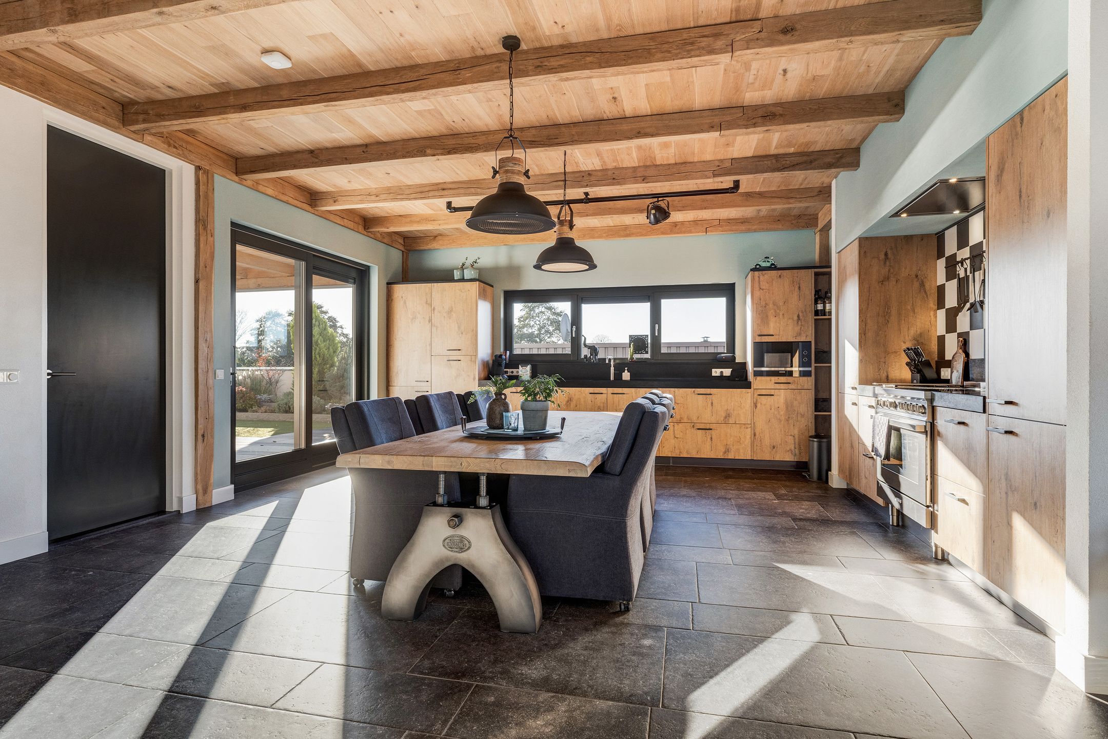 Foto 3 van Houtstraat 4