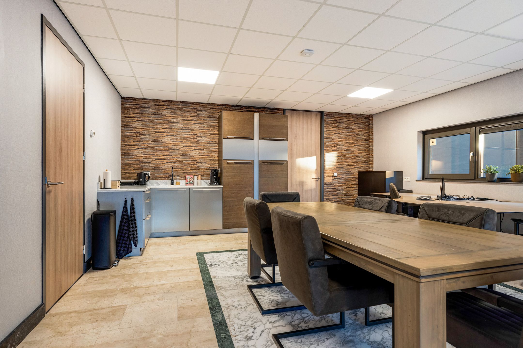 Foto 12 van Houtstraat 4