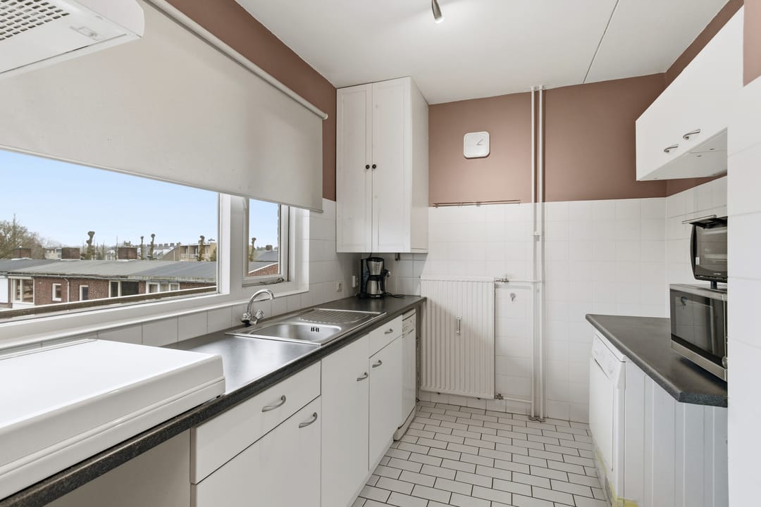 Photo 7 of Wolbergstraat 79