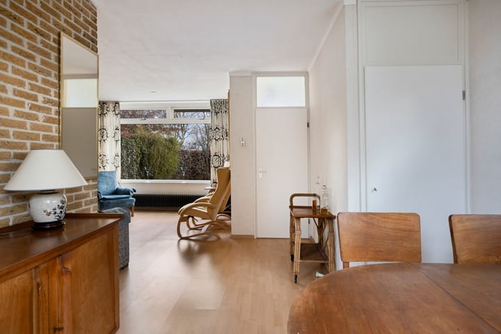 Foto 17 van Reviusstraat 1