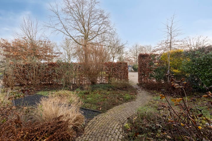 Foto 8 van Reviusstraat 1