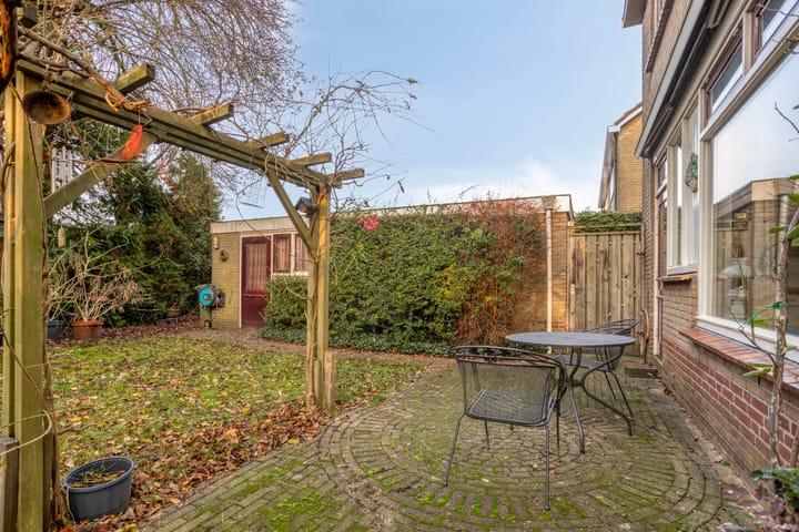 Foto 40 van Reviusstraat 1