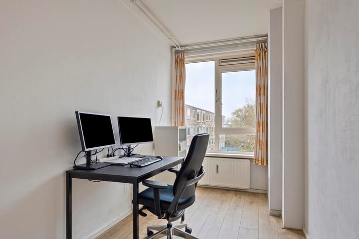 Foto 15 van Van Iddekingeweg 129