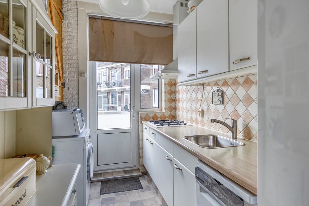 Photo 16 of Driebergenstraat 19