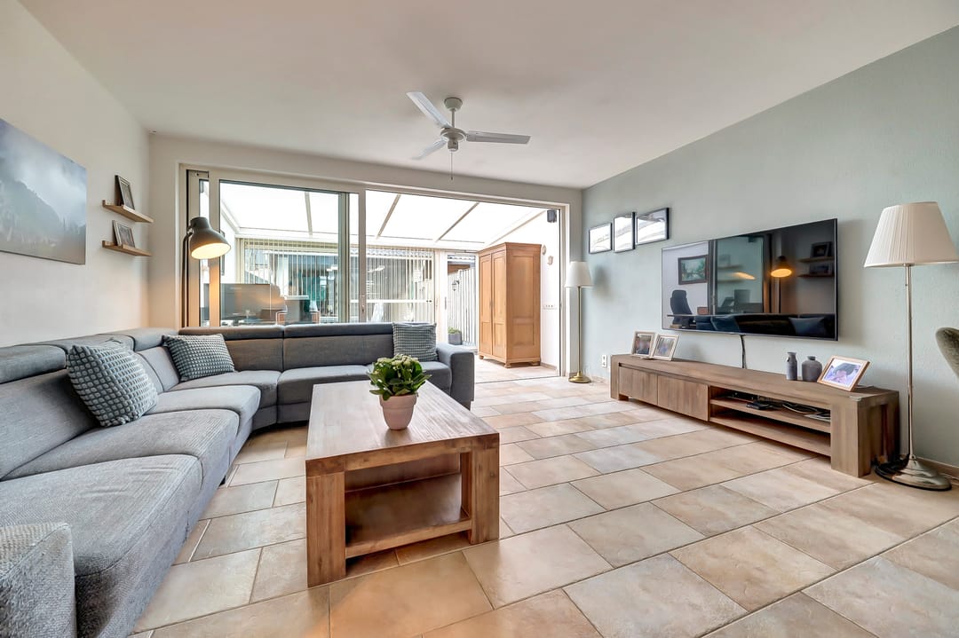 Photo 2 of Burgemeester van Houtplein 6