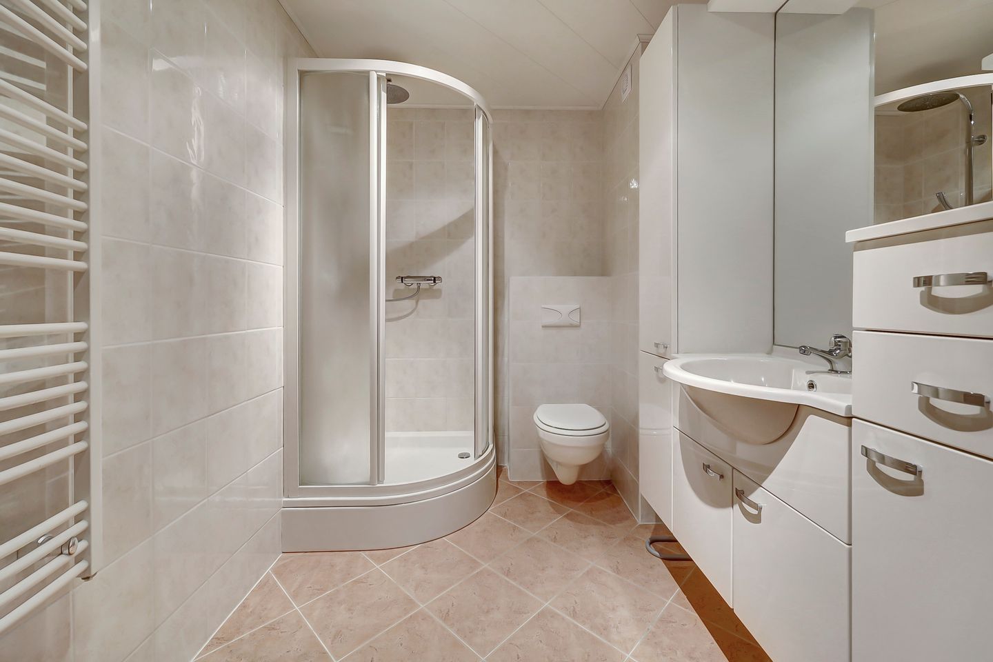 Photo 19 of Burgemeester van Houtplein 6