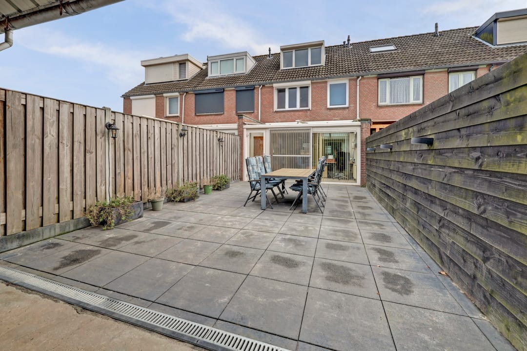 Photo 28 of Burgemeester van Houtplein 6