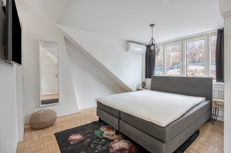 Cauberg 8-B tertiary image