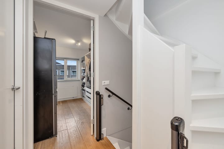 Foto 23 van Ank van der Moerplantsoen 10