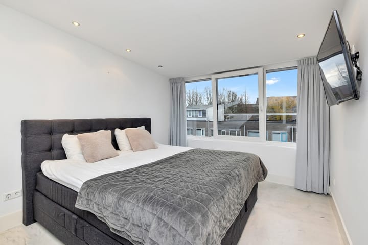 Foto 38 van Ank van der Moerplantsoen 10