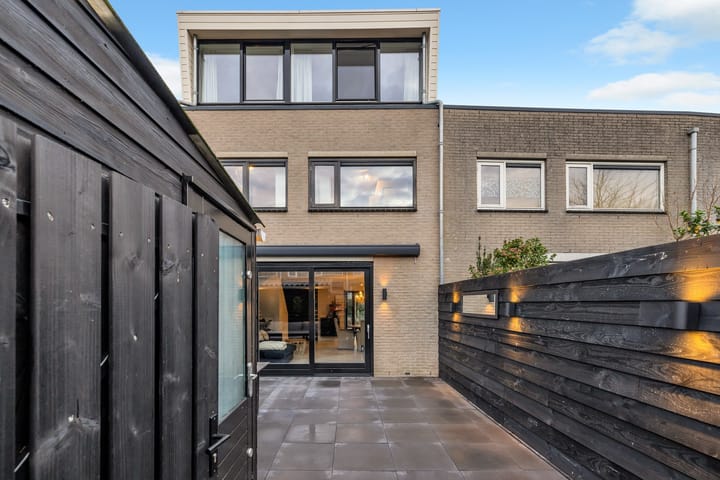 Foto 44 van Ank van der Moerplantsoen 10