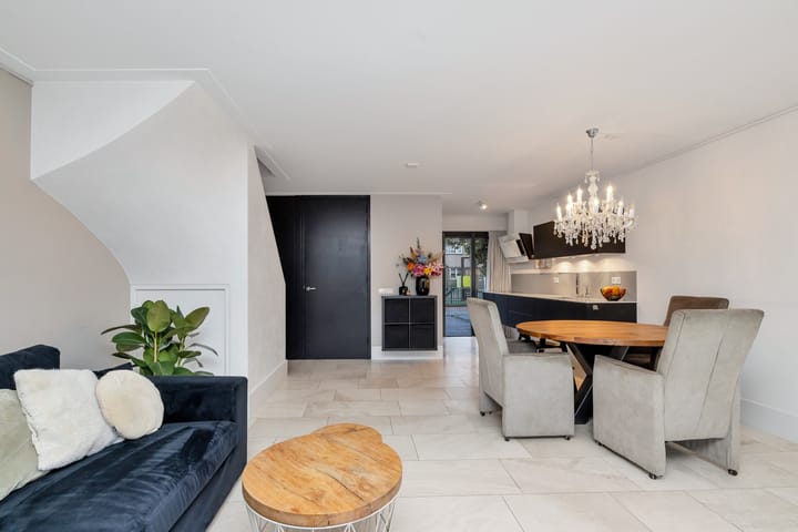 Foto 15 van Ank van der Moerplantsoen 10