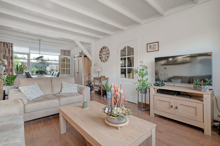 Photo 5 of Esschingstraat 76