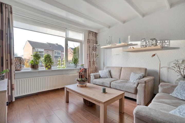 Photo 6 of Esschingstraat 76