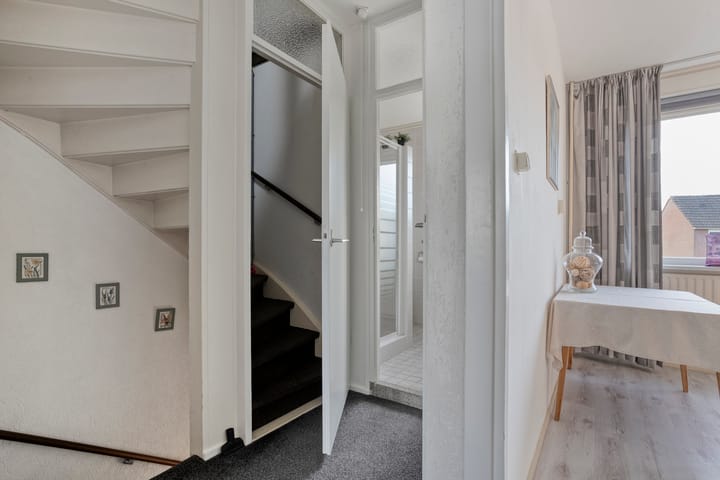 Photo 14 of Esschingstraat 76