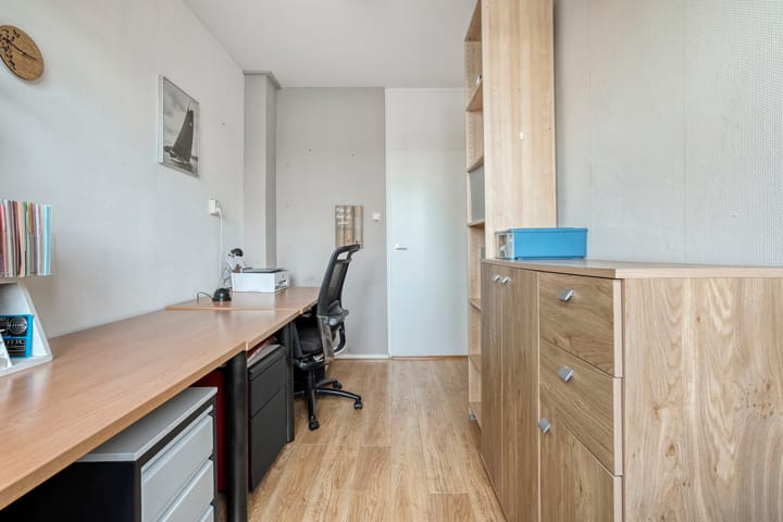 Photo 20 of Esschingstraat 76