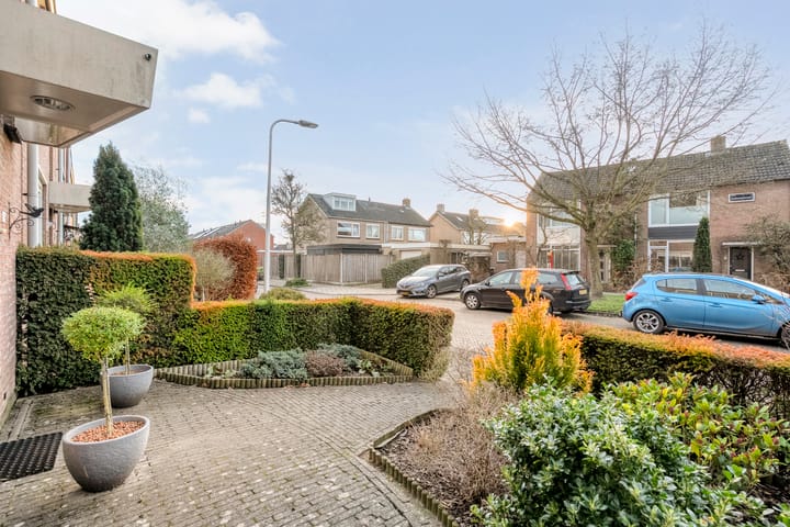 Photo 32 of Esschingstraat 76