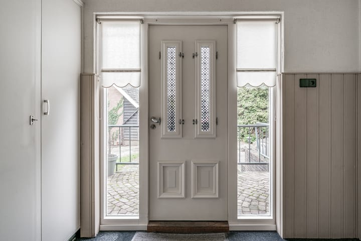 Photo 16 of Burgemeester de Bruinstraat 66