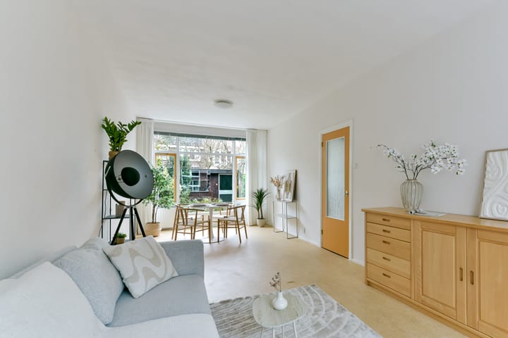 Photo 4 of Van Musschenbroekstraat 22