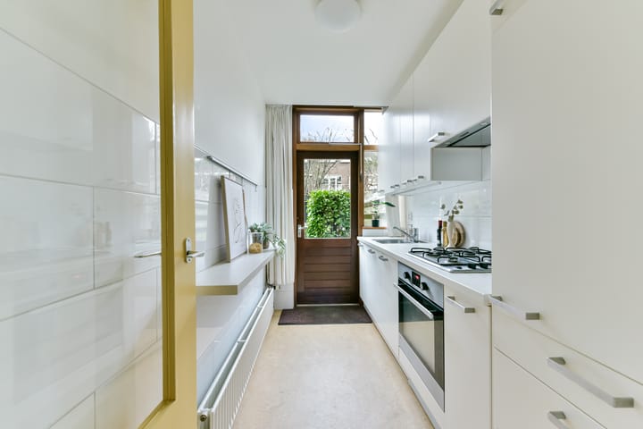 Photo 11 of Van Musschenbroekstraat 22