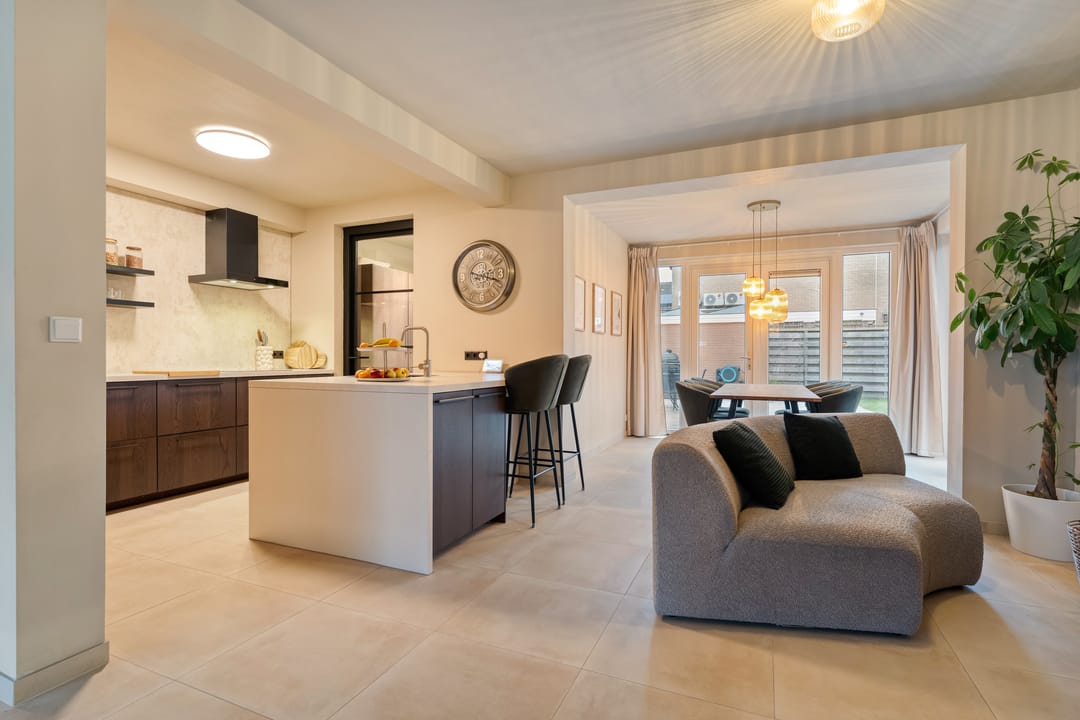 Photo 2 of Zonnelaan 1