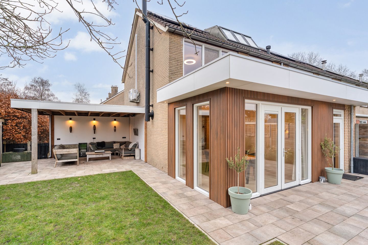 Photo 44 of Zonnelaan 1